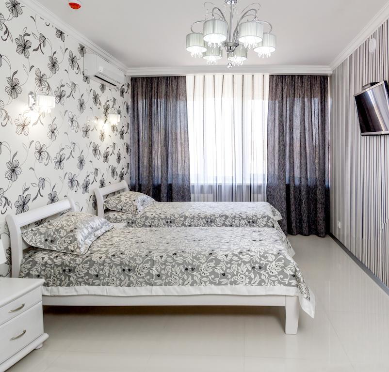 Hotel Premier Kamjanske Pokoj fotografie
