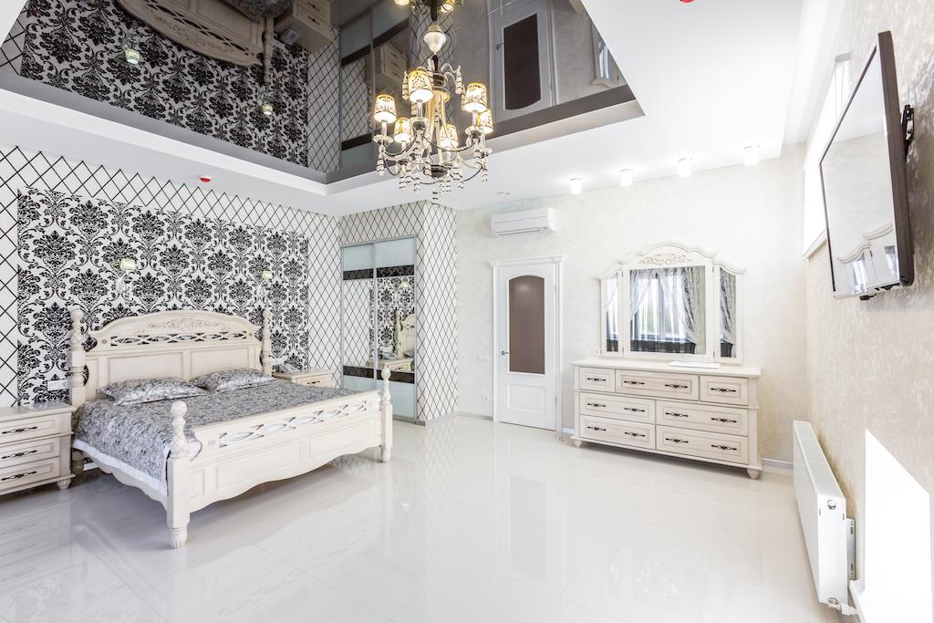 Hotel Premier Kamjanske Pokoj fotografie