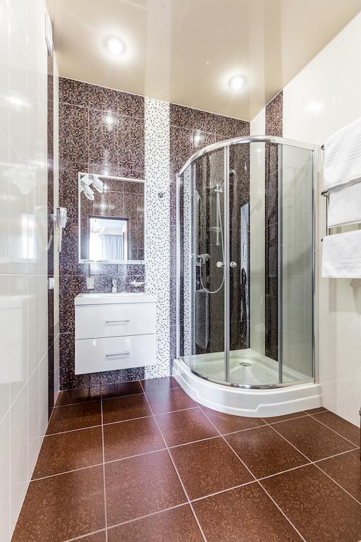 Hotel Premier Kamjanske Pokoj fotografie