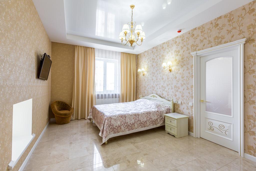 Hotel Premier Kamjanske Pokoj fotografie